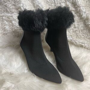 Adrienne Vittadini Nano stretch knit faux fur cuffed bootie 3” heels Size 11 M